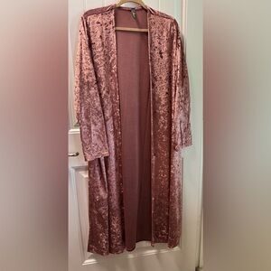 James Campbell Velvet Robe in Soft Pink